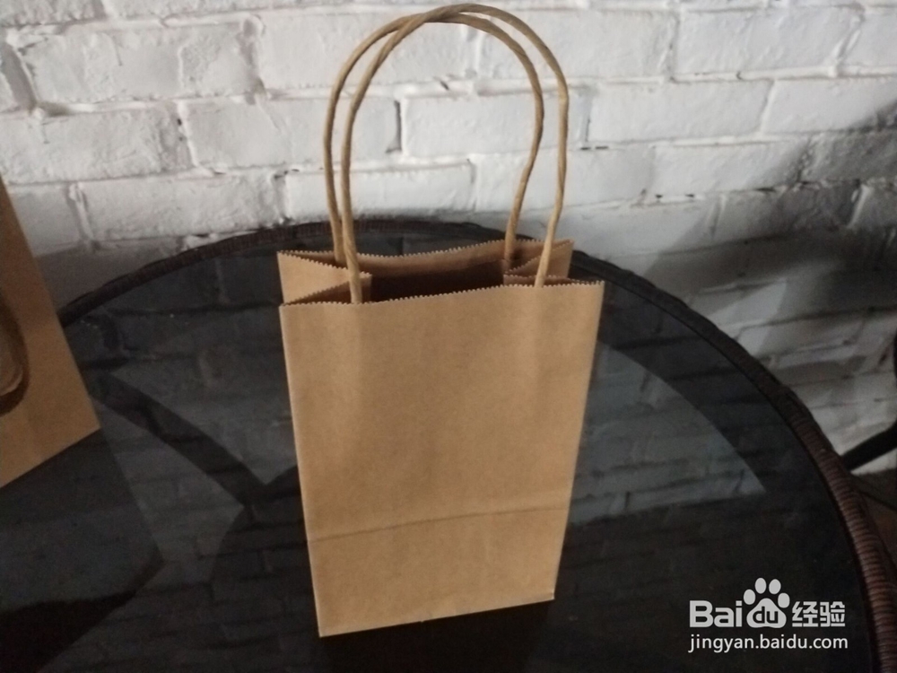 怎么制作手提袋设计？