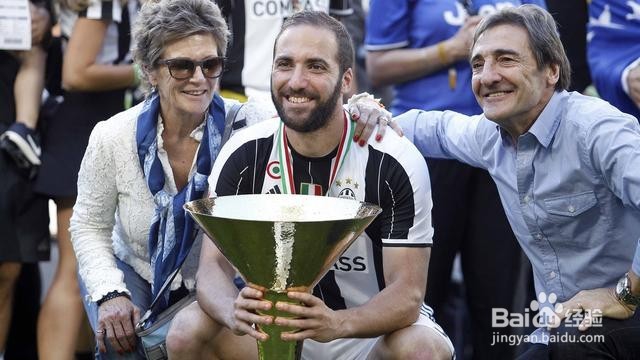 离开皇马后再没和C罗联系,他不是我榜样!