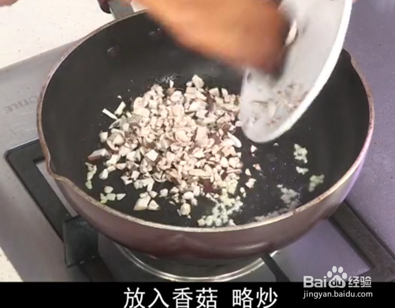 心脏食疗腊肠白菜卷
