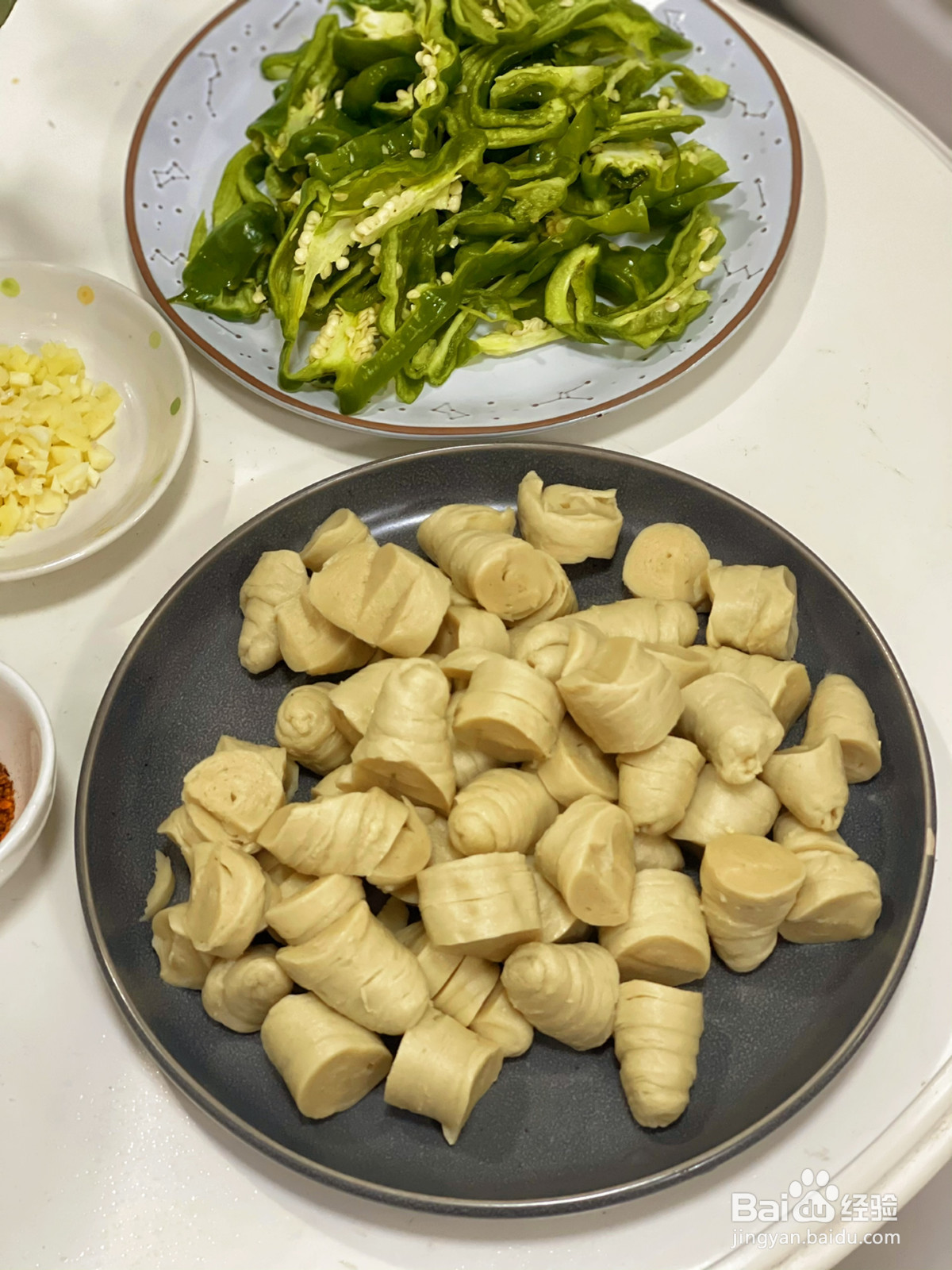 青椒炒面筋的做法