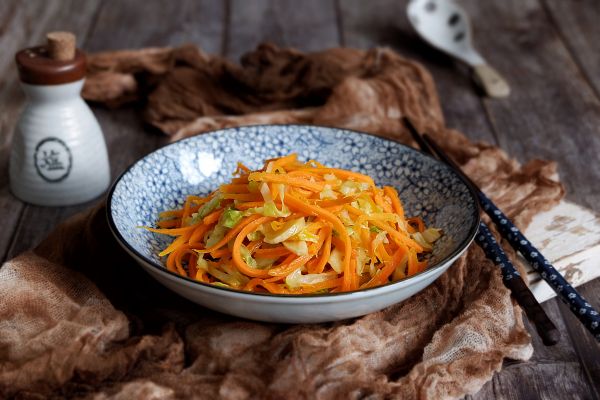 素炒包菜胡萝卜