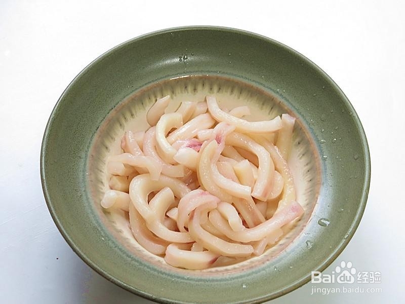 鱿鱼炒冬瓜皮的家庭制作方法