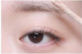 魅惑粉色妆容仿妆教程