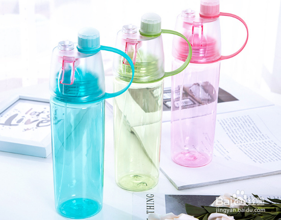 新生军训应准备哪些东西