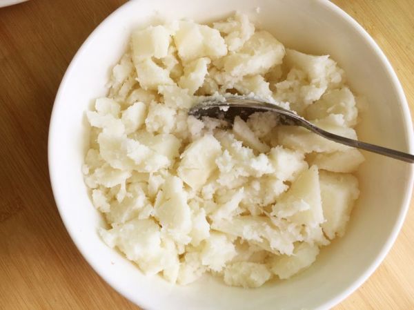 西兰花山药沙拉球