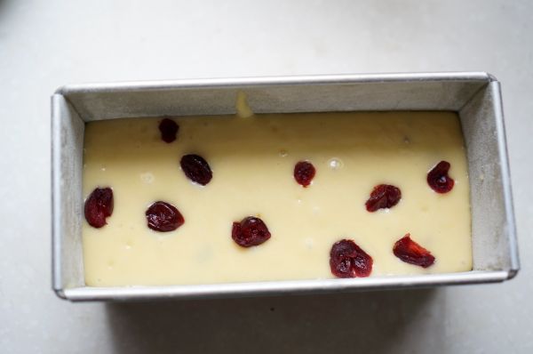 樱桃蓝莓磅蛋糕