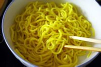 如何做鸡丝凉拌面