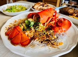 教你制作美味的蒜蓉粉丝蒸龙虾