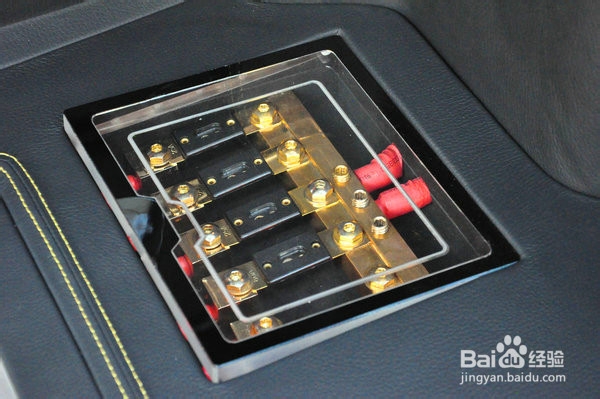 音乐派的逍遥宫 奔驰改装音响