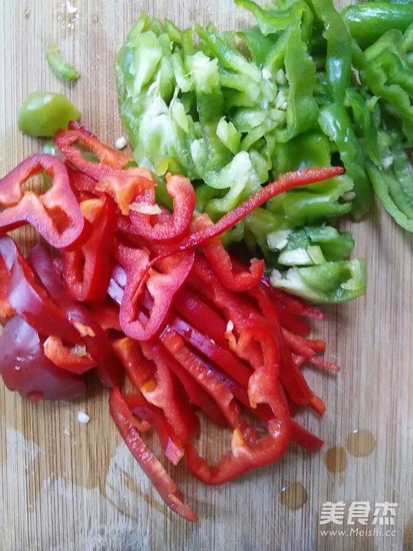 鸡蛋炒木耳的做法