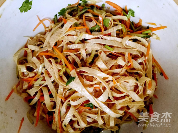 凉拌豆油皮菜谱