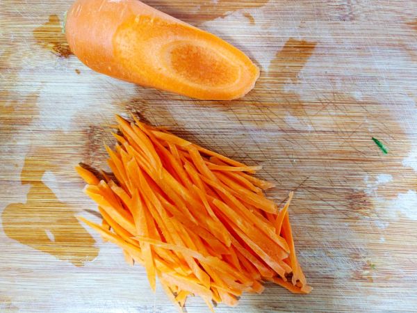 酸辣捞汁牛肉荞麦面