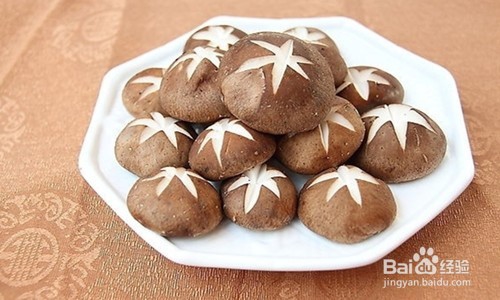 如何快速泡发香菇?