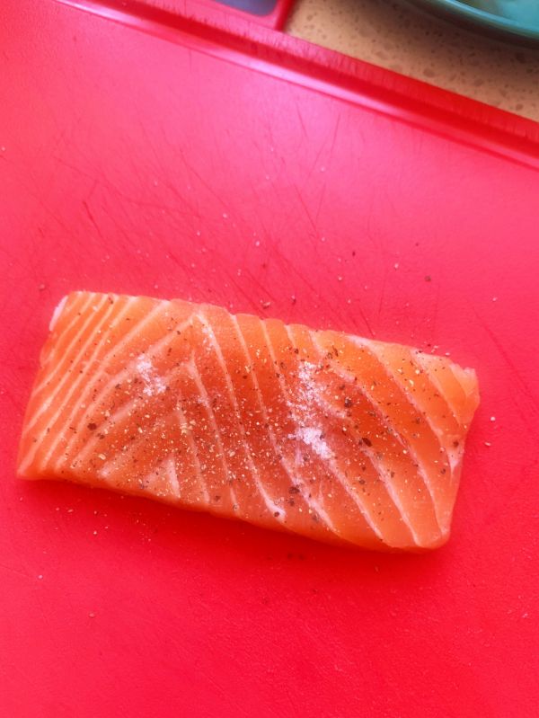 法式柠檬烤三文鱼