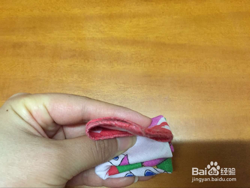 教你如何用手帕制作小老鼠