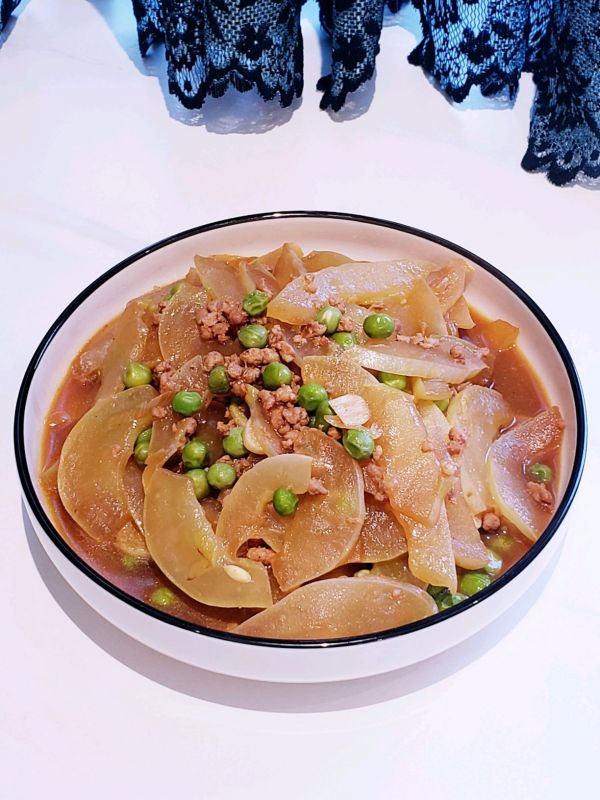 肉沫老黄瓜烧豌豆