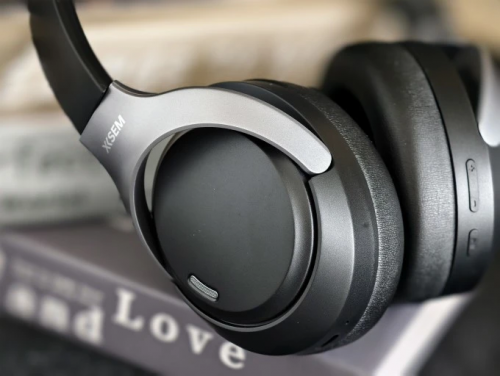 头戴式耳机哪个牌子音质好?2025头戴式耳机排行榜前十名:音质绝了