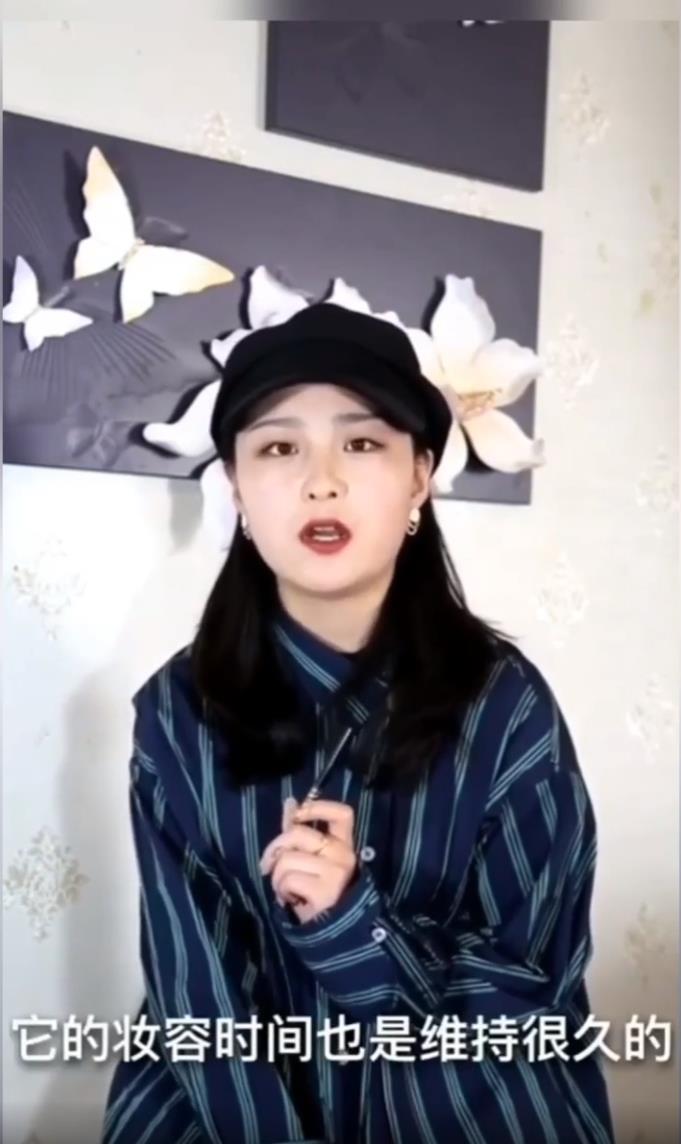 眼线胶笔和眼线液笔哪个好用？