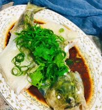 清蒸加州鲈的做法