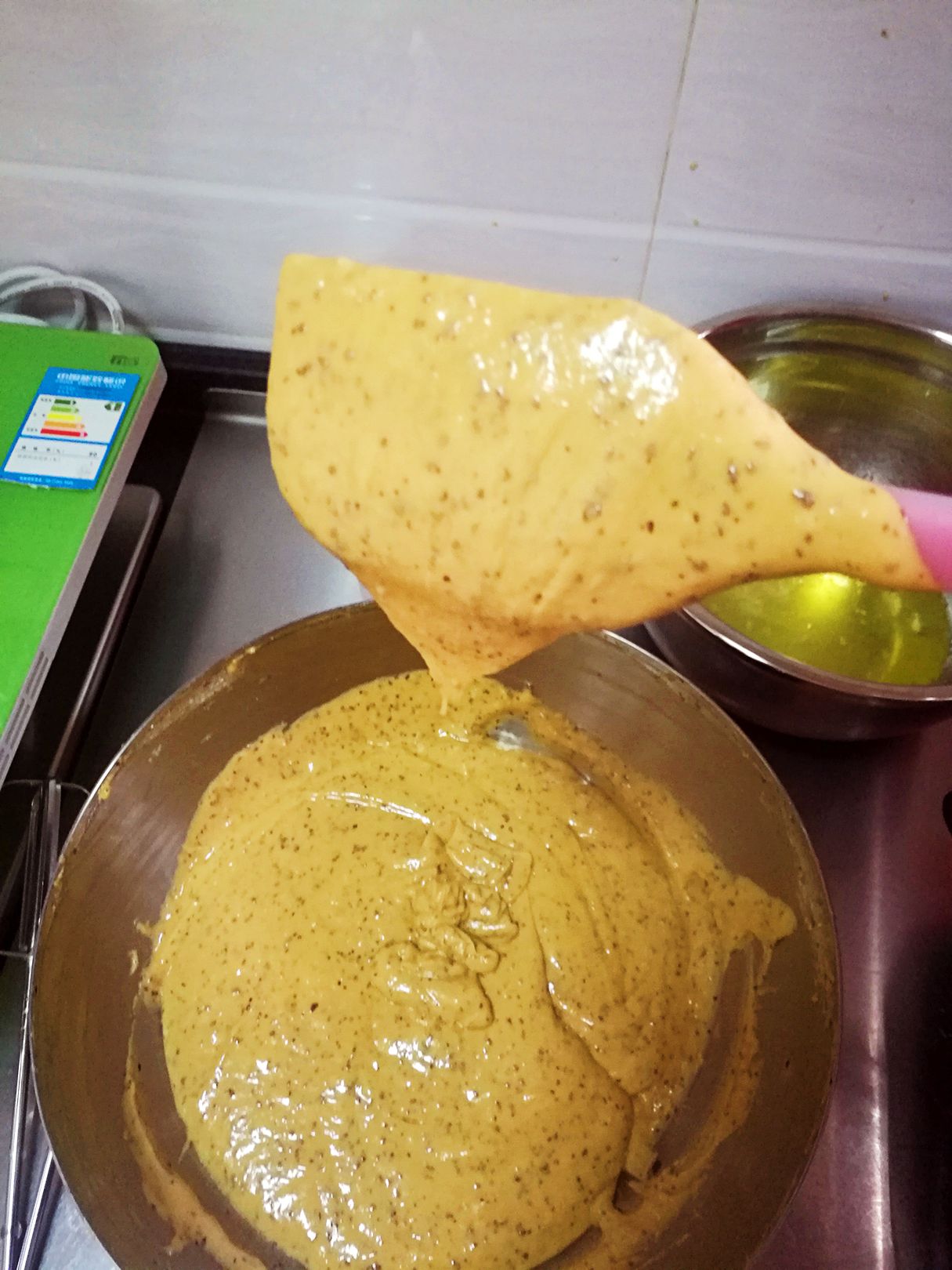 让我们一起学习核桃蔓越莓红枣糕（分蛋法）的做法吧