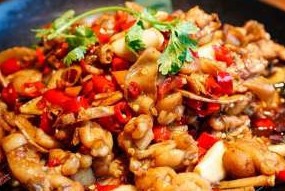 干锅牛蛙好吃实惠