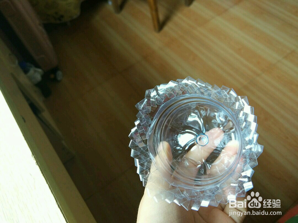 废弃饮料瓶的二次利用