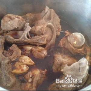 不用炒糖色的秘制酱腿骨