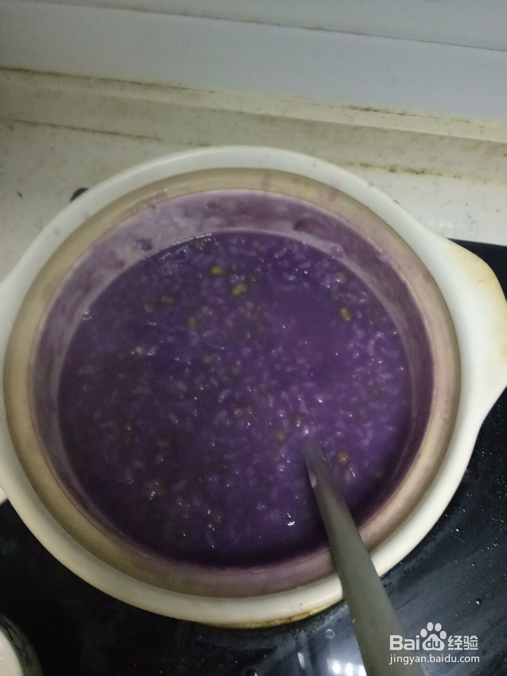 砂锅紫薯绿豆粥