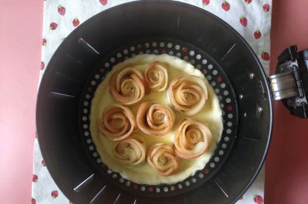 手抓饼玫瑰苹果派