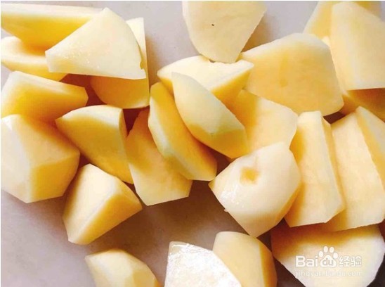 土豆炖鸡块怎么做