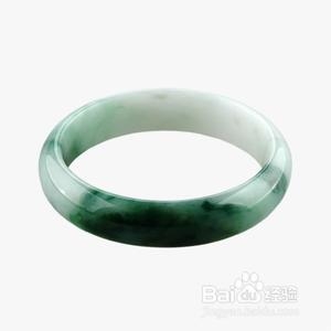 女性佩戴玉镯对身体有哪些好处？