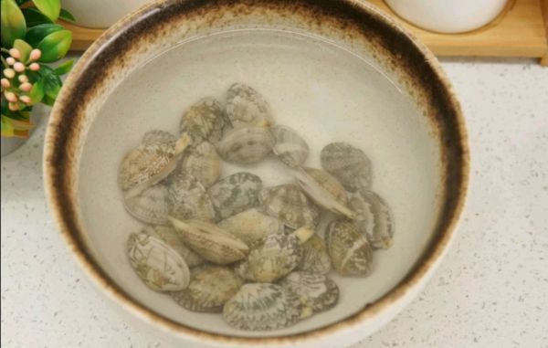 蛤蜊冬瓜红枣汤