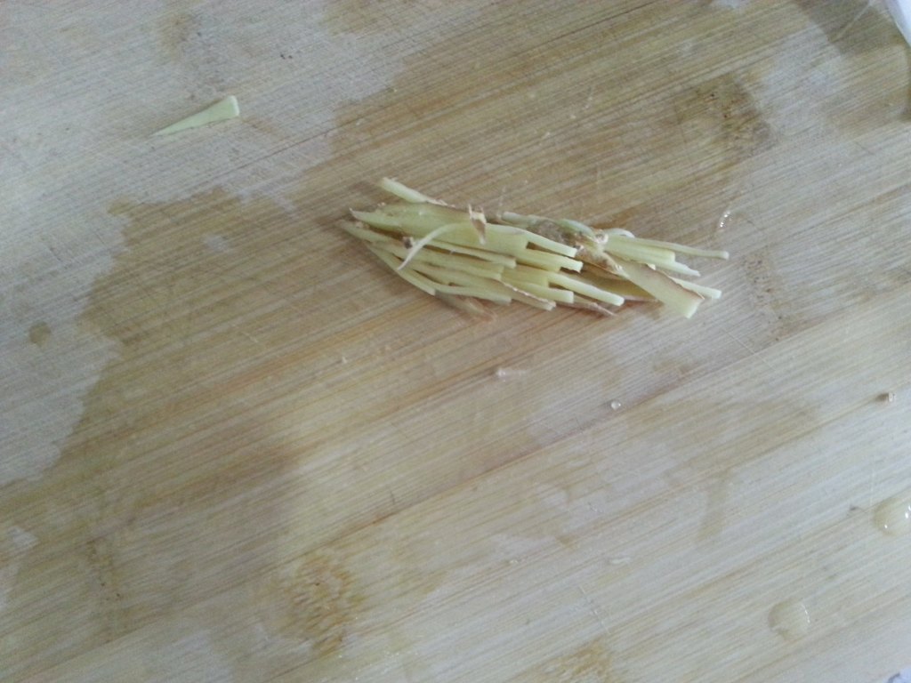 教你做辣炒小人仙，真是难得的美味