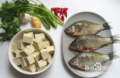 瘦身家常菜鲫鱼炖豆腐怎么做？