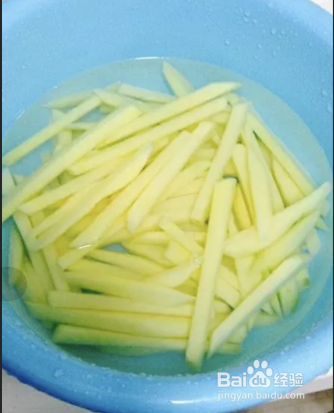炸土豆条的做法