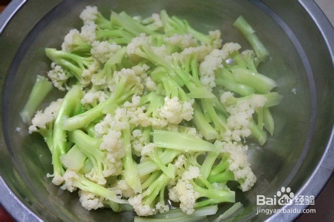 怎样做素炒菜花