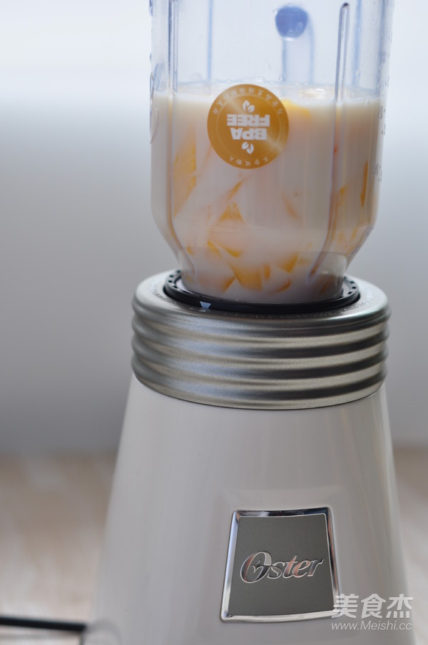 芒果椰浆汁的做法