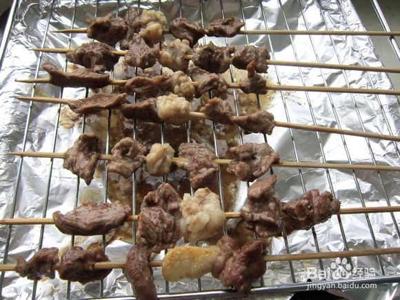 如何烧烤美味健康的烤羊肉串