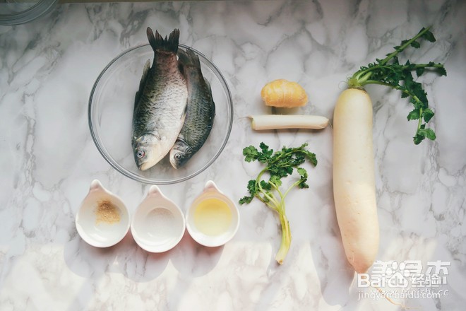 苏泊尔萝卜丝鲫鱼汤