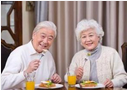 老年人夏季饮食注意事项及误区