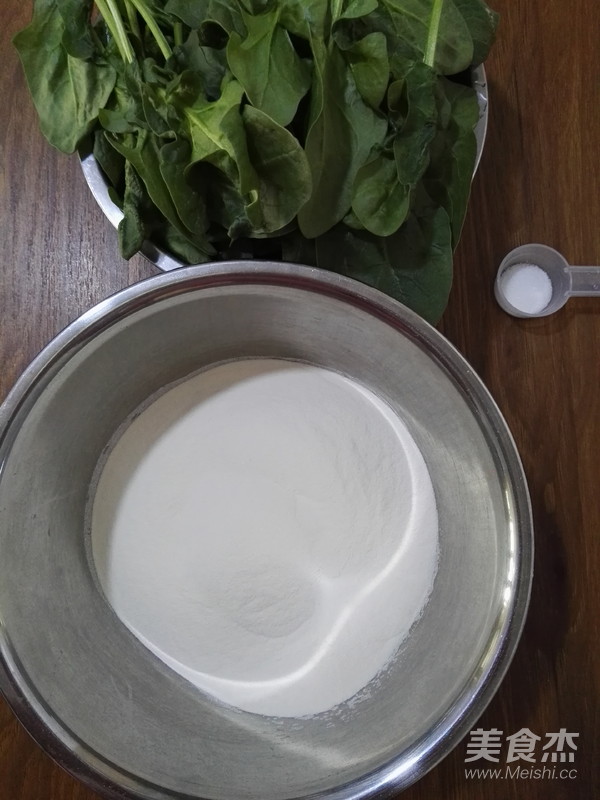 菠菜手擀面的做法