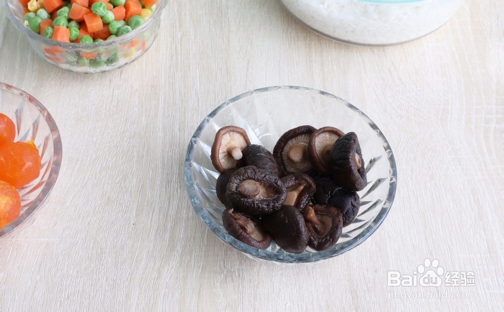 新晋网红•咸蛋黄肉松烧麦