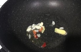 红烧猪皮,小孩都流口水啦