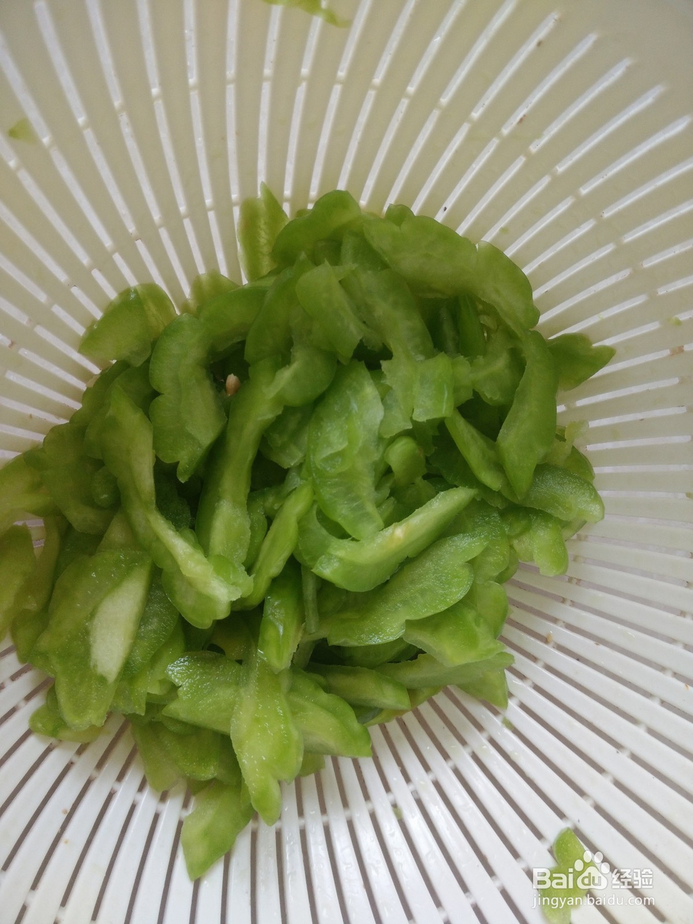 苦瓜 鸡杂汤的做法