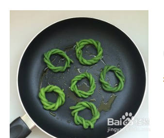 简单美味的黑椒豇豆鹌鹑蛋的做法