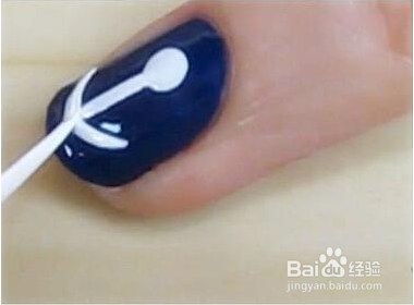 海军风美甲画法教程