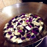 家常菜：茄子烧鸡丁