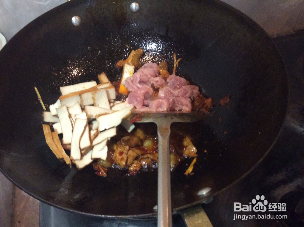 茄子炒肉怎样做好吃？茄片小炒肉