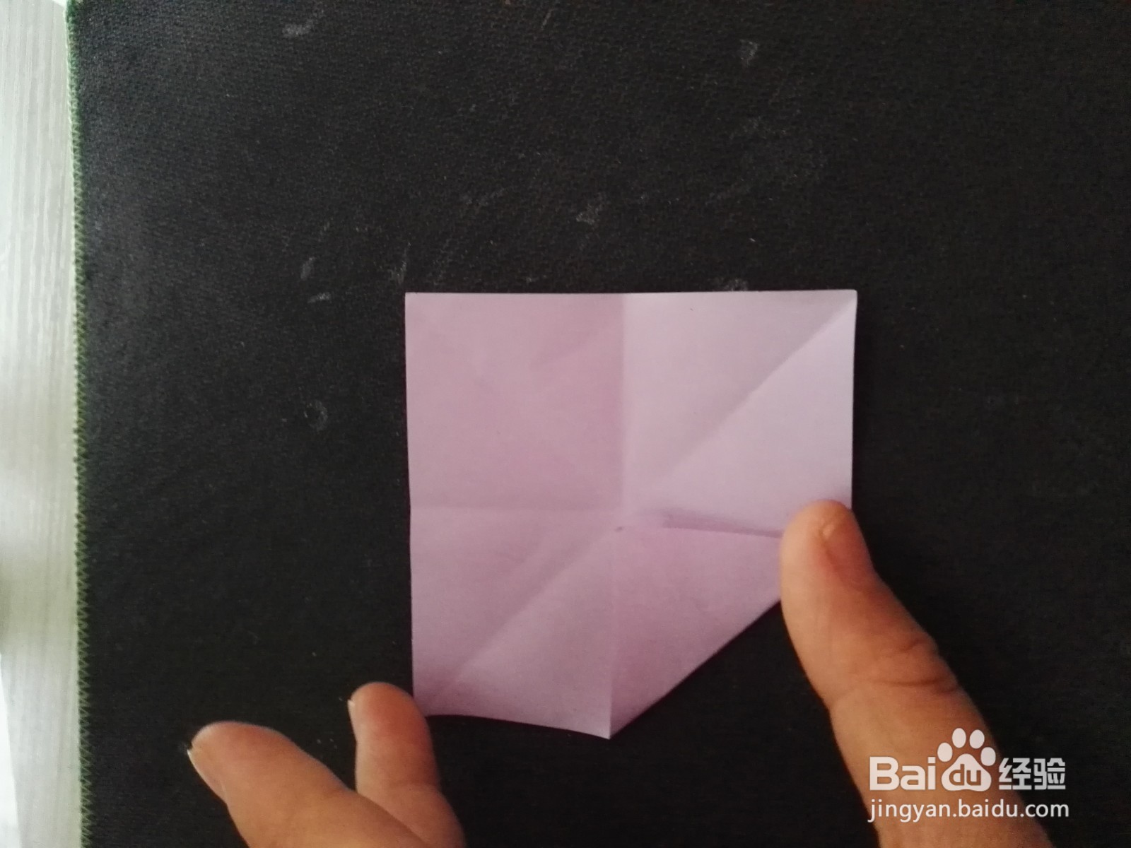 小男孩喜欢的小斧头的折法