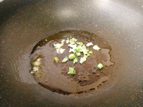 香菇肉末鸡蛋羹+#柏翠辅食节-营养佐餐#